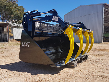 High Volume Bucket and Grapple